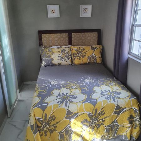 Devachan Apartments Bridgetown Habitación foto